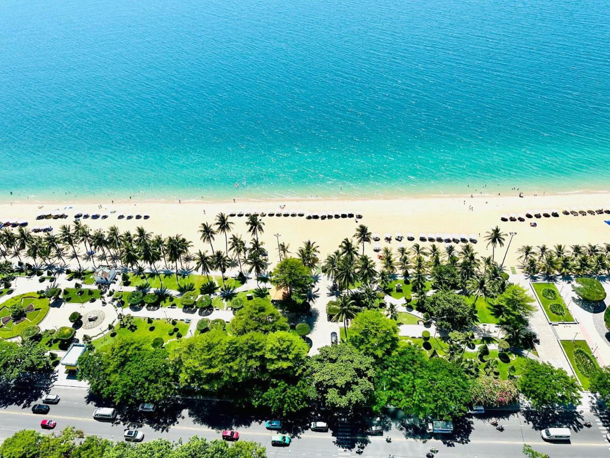 Infinity Sea View Apartment Нячанг Екстер'єр фото