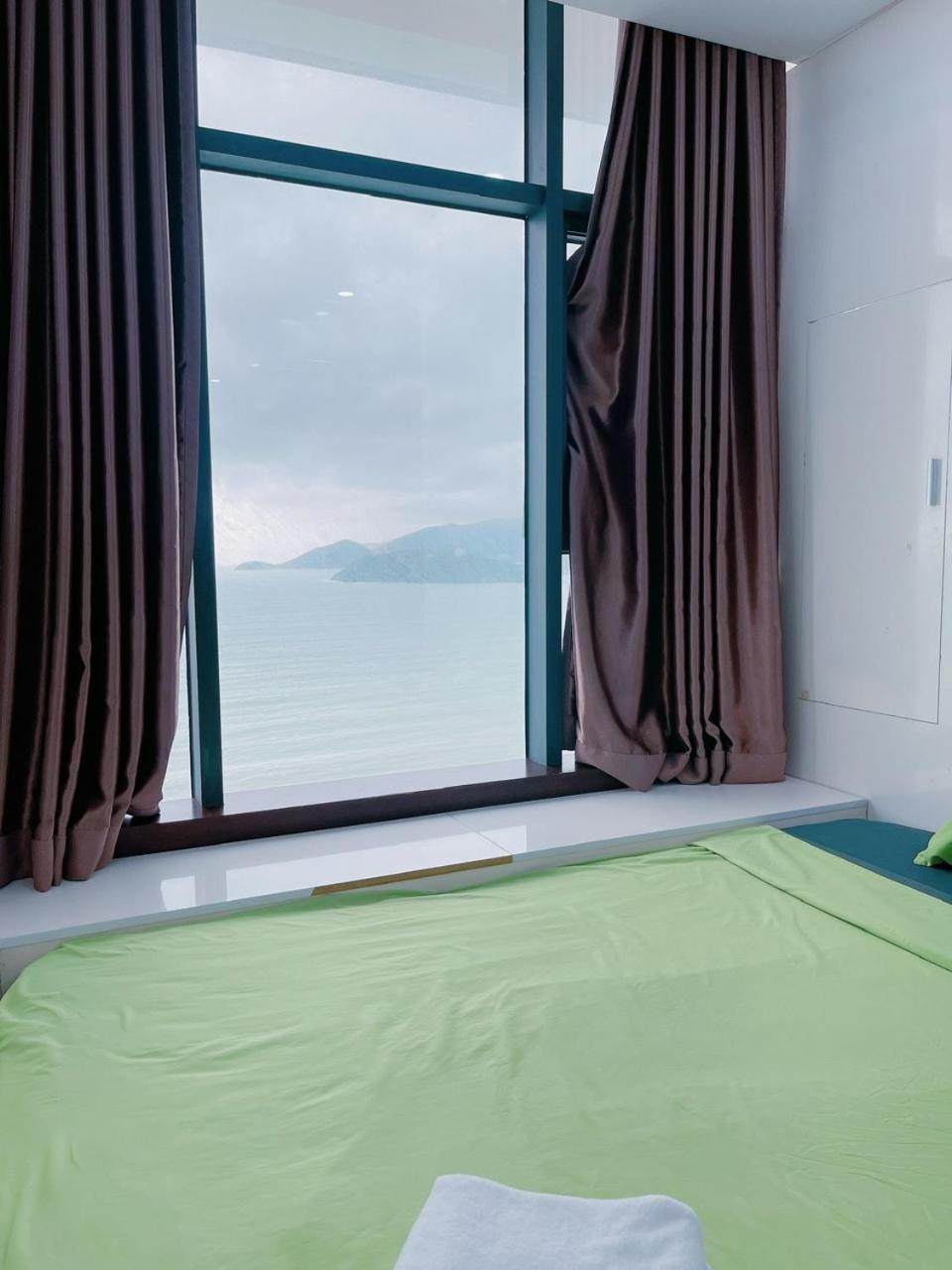 Infinity Sea View Apartment Нячанг Екстер'єр фото