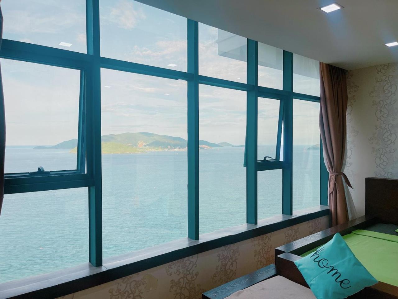Infinity Sea View Apartment Нячанг Екстер'єр фото