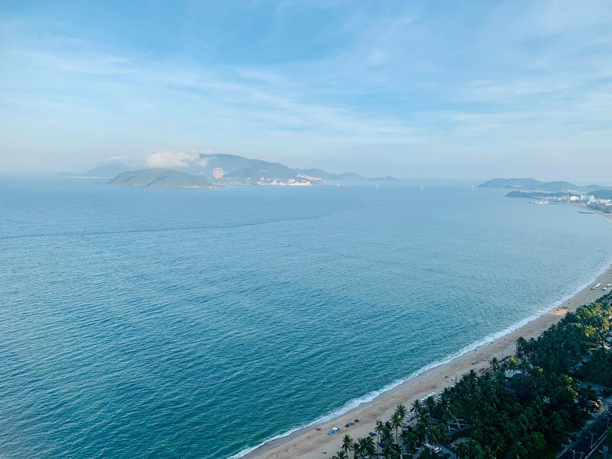 Infinity Sea View Apartment Нячанг Екстер'єр фото